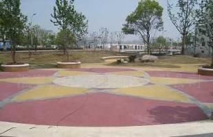 彩(cai)色透氣環保地坪(ping) 淮(huai)安瑞(rui)皇裝(zhuang)飾工程(cheng)的(de)創(chuang)新(xin)之(zhi)道(dao)